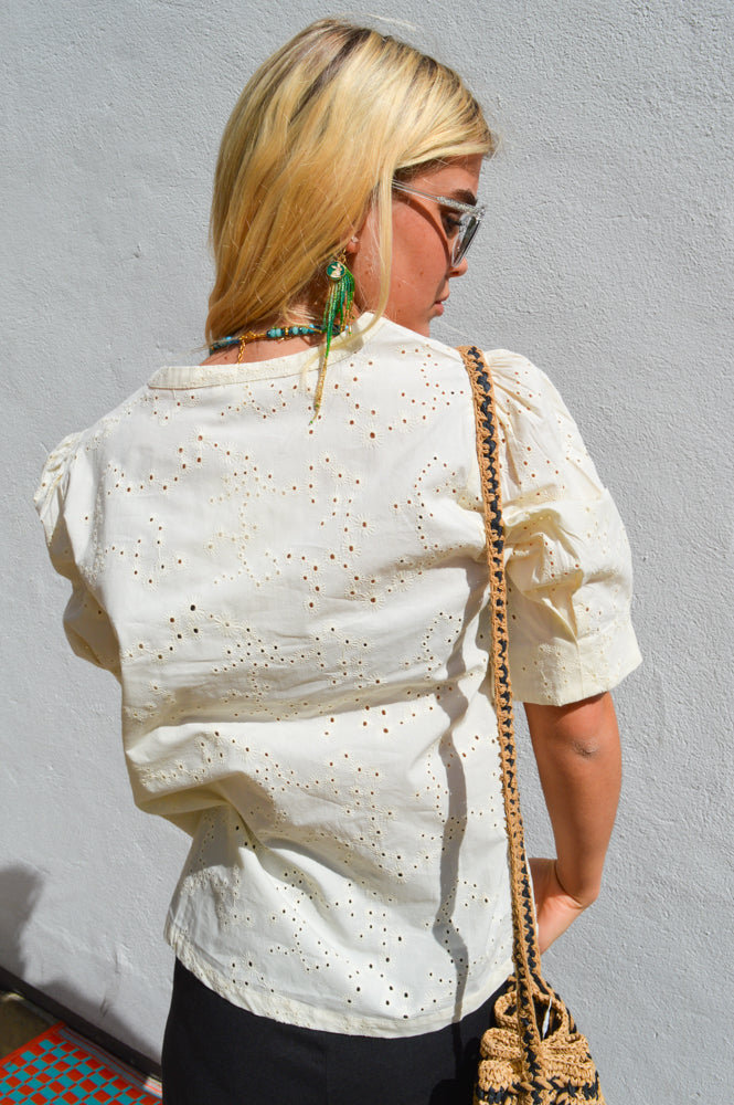 Esmé Studios Leo Buttercream Blouse