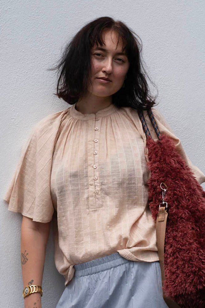 Project AJ117 Sandie Sand Blouse