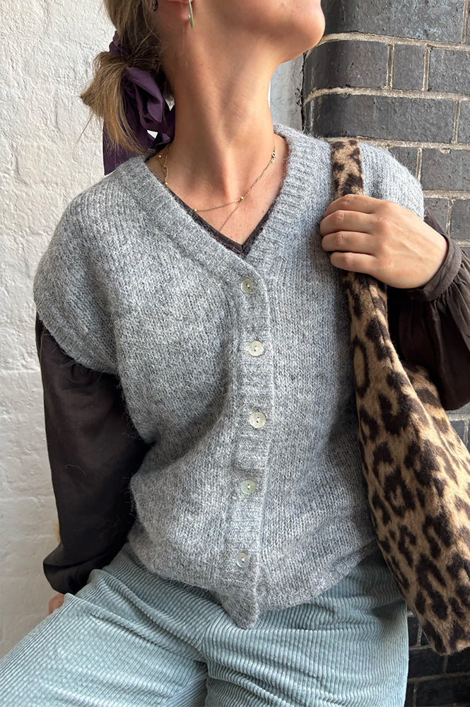 ICHI Bella Grey Sleeveless Cardigan