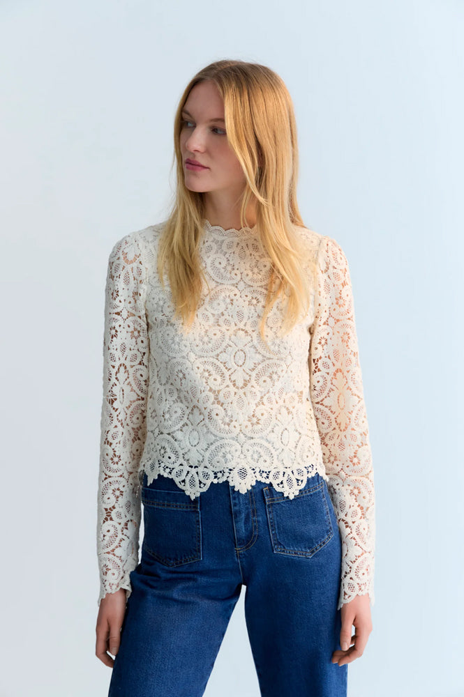The New Society Lara Moonlight Blouse