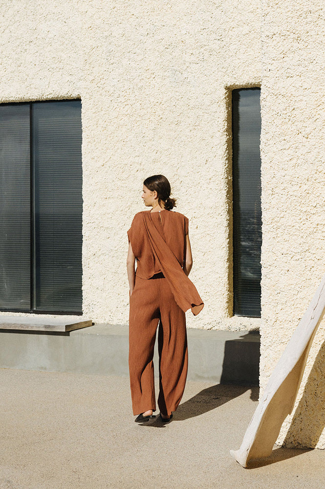 Indi & Cold Canela Asymmetric Blouse