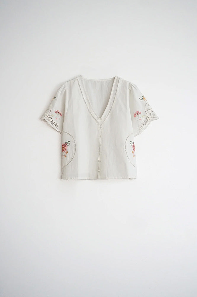 Indi & Cold White Cross-Stitch Blouse