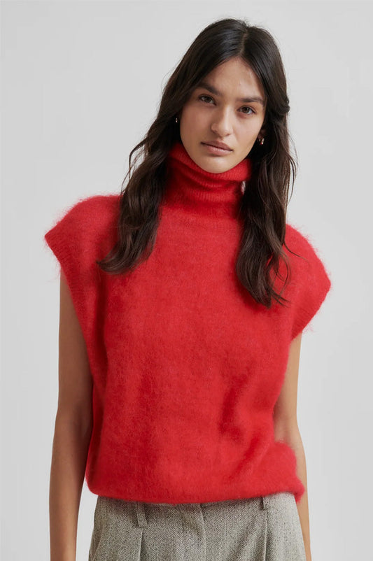 Second Female Anneleen Goji Berry Knit Vest