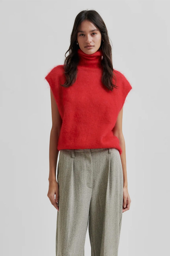 Second Female Anneleen Goji Berry Knit Vest