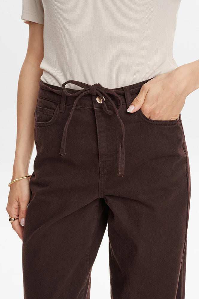 Numph Brooklyn Black Coffee Jeans