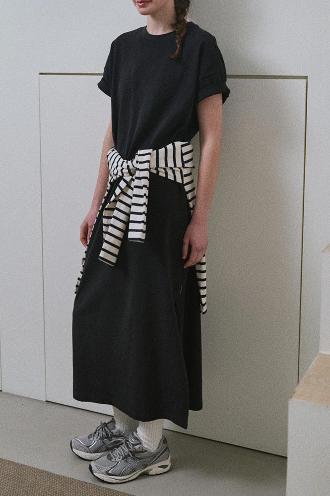 Le Bon Shoppe Her Almost Black Dress