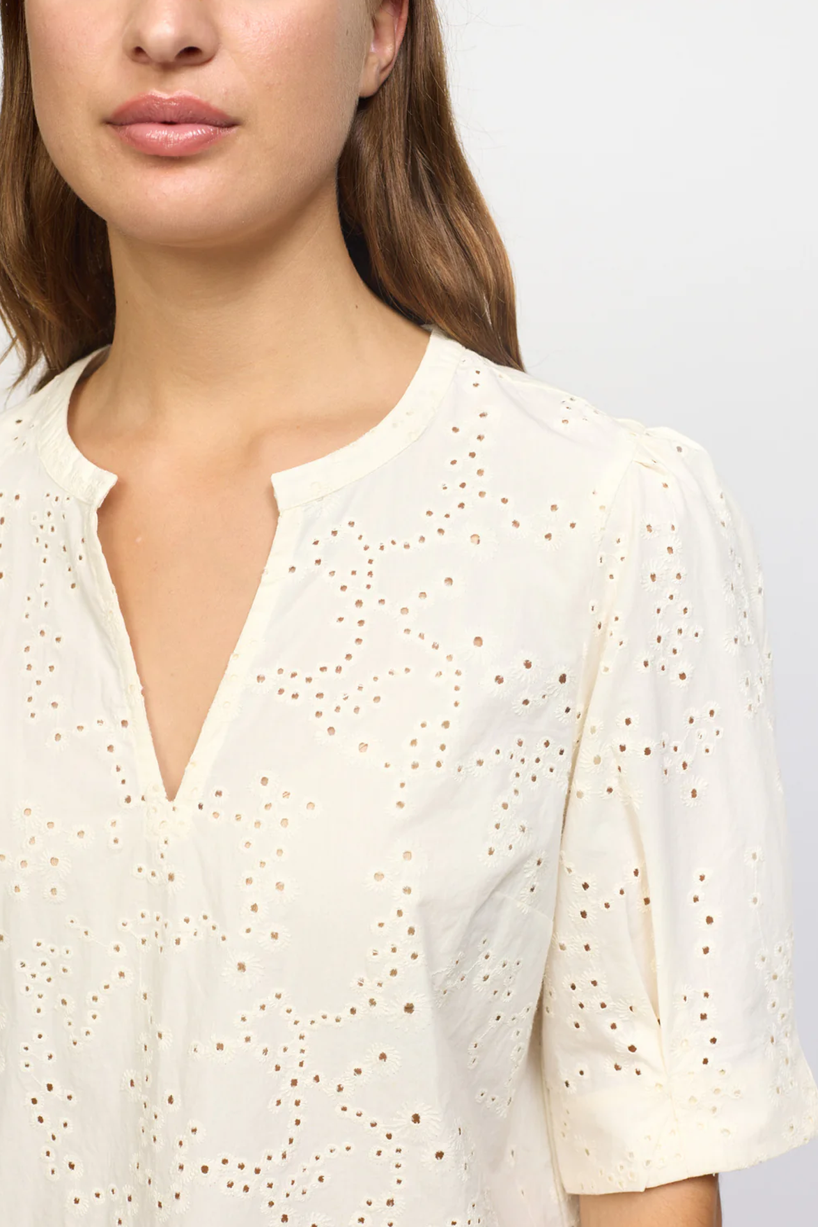 Esmé Studios Leo Buttercream Blouse