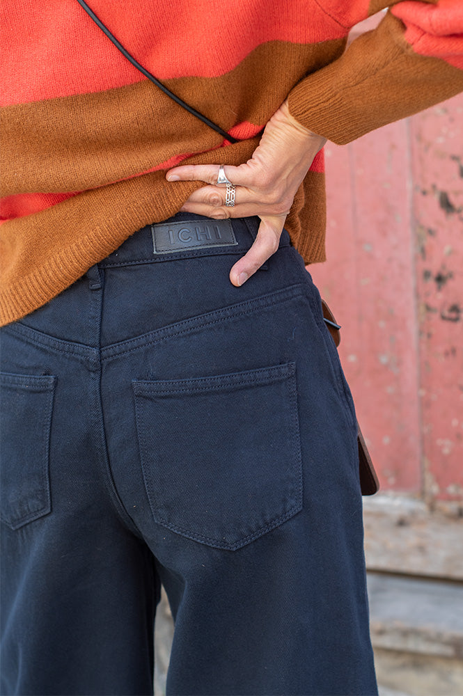 ICHI Hezano Navy Barrel Leg Trousers
